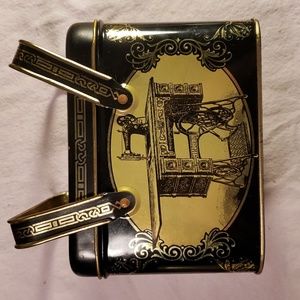 Vintage  Singer Sewing Machine metal double handled tin for sewing items